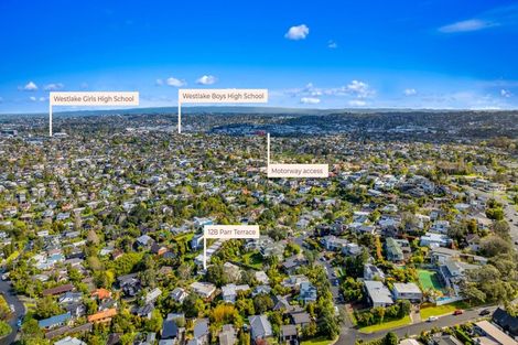 Photo of property in 12b Parr Terrace, Castor Bay, Auckland, 0620