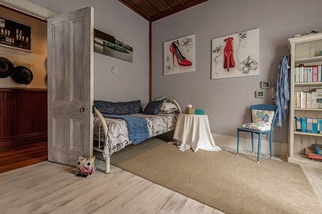 Photo of property in 2 Johnston Street, Foxton, 4814