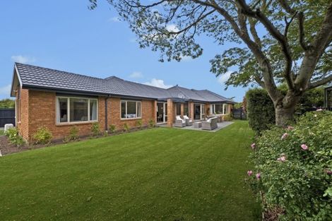 Photo of property in 45 Forest Drive, Parklands, Christchurch, 8083