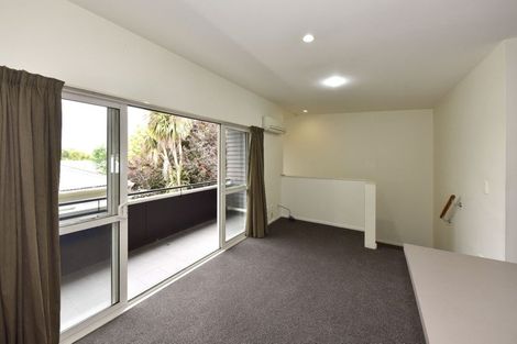 Photo of property in 2/24 Whitmore Street, Edgeware, Christchurch, 8013