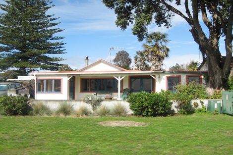 Photo of property in 42 Pipi Street, Te Awanga, 4102