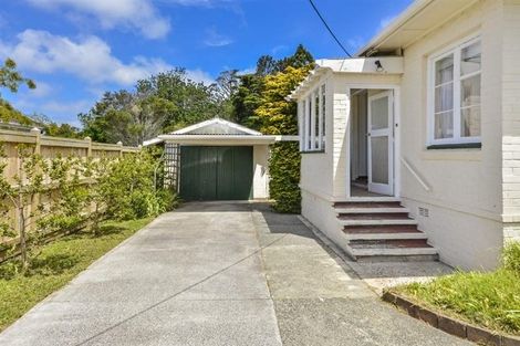 Photo of property in 214 Onewa Road, Birkenhead, Auckland, 0626