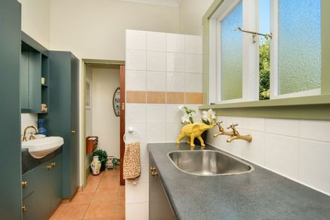 Photo of property in 145 Russell Street, Westport, 7825