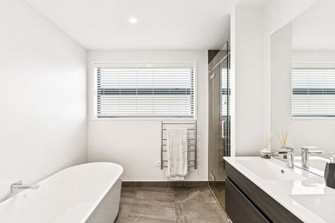 Photo of property in 23 Josh Road, Huapai, Kumeu, 0810