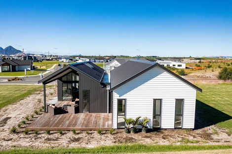 Photo of property in 80 Stace Hopper Drive, One Tree Point, Ruakaka, 0118
