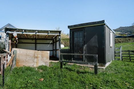 Photo of property in 14 Goddard Way, Sawyers Bay, Port Chalmers, 9023