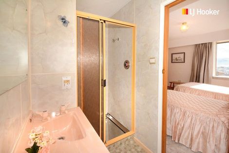 Photo of property in 32 Bangor Terrace, Kew, Dunedin, 9012