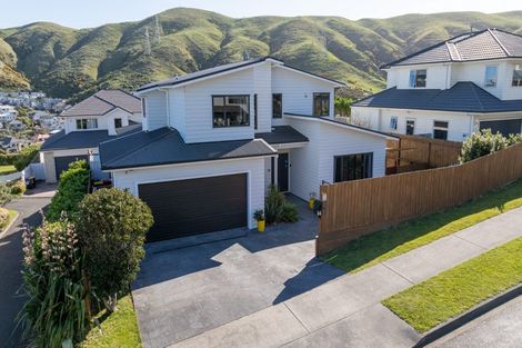 Photo of property in 26 Mauldeth Terrace, Churton Park, Wellington, 6037