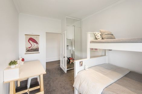 Photo of property in 29 Maritime Terrace, Birkenhead, Auckland, 0626