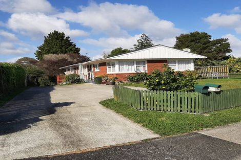 Photo of property in 1/4 Roseburn Place, Pakuranga, Auckland, 2010