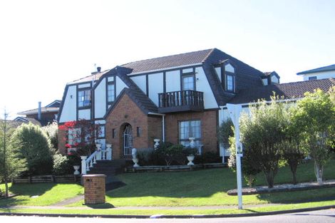 Photo of property in 1 Sophora Place, Totara Heights, Auckland, 2105