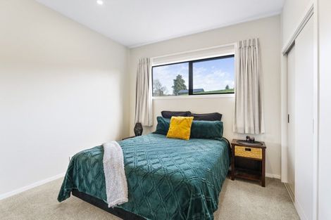 Photo of property in 8 Nga Tui Lane, Acacia Bay, Taupo, 3385