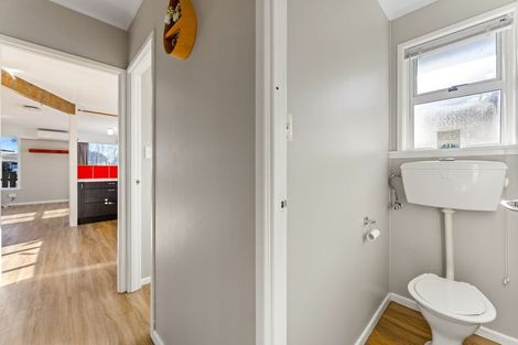 Photo of property in 53b Springs Road, Parakai, 0830