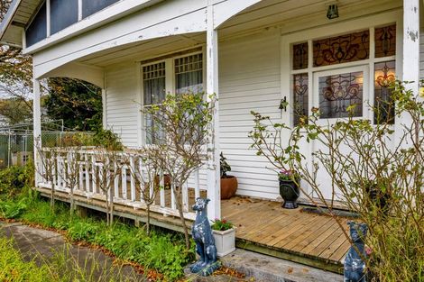 Photo of property in 194 High Street, Eltham, 4322