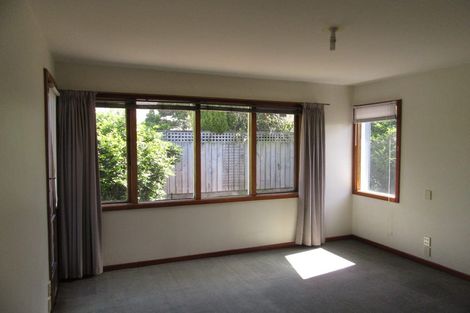 Photo of property in 302 Riccarton Road, Upper Riccarton, Christchurch, 8041