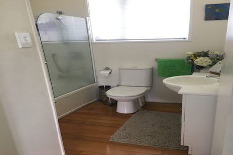 Photo of property in 1/156 Nile Road, Milford, Auckland, 0620