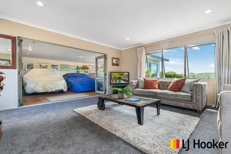 Photo of property in 31 Church Road, Ardmore, Papakura, 2582