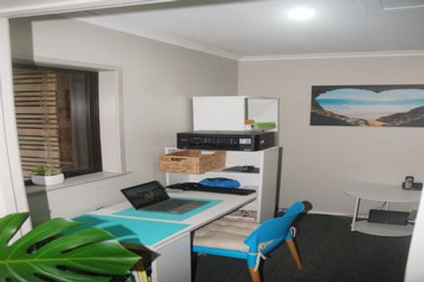 Photo of property in 45 Jonkers Road, Waitakere, Henderson, 0782