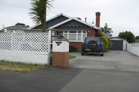 Photo of property in 40 Waimairi Road, Upper Riccarton, Christchurch, 8041