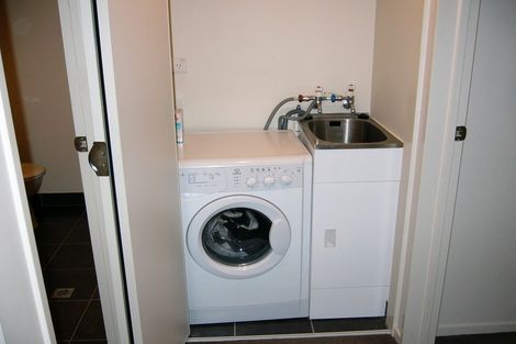 Photo of property in 3h/6 Piwakawaka Street, Eden Terrace, Auckland, 1010