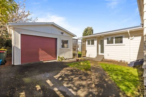 Photo of property in 8 Oleander Place, Bell Block, New Plymouth, 4312