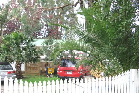 Photo of property in 47 Universal Drive, Henderson, Auckland, 0610
