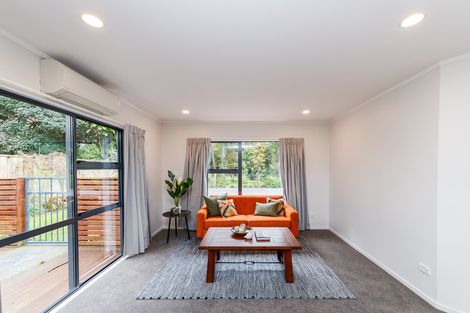 Photo of property in 9 Scandia Court, Hokowhitu, Palmerston North, 4410