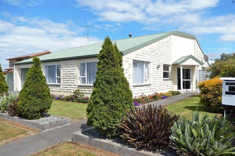 Photo of property in 17 Doon Street, Oamaru North, Oamaru, 9400
