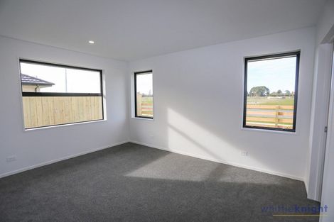 Photo of property in 8 Croydon Street, Woodend, 7610