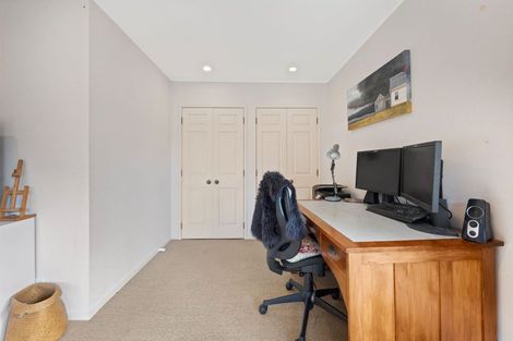 Photo of property in 21b Eastern Beach Road, Eastern Beach, Auckland, 2012