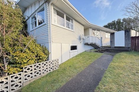 Photo of property in 79 Mark Avenue, Paparangi, Wellington, 6037
