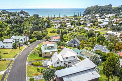 Photo of property in 127 Tuna Place, Onemana, Whangamata, 3691