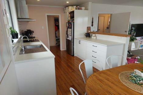 Photo of property in 6 Kaituna Street, Waitangirua, Porirua, 5024