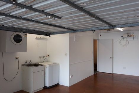 Photo of property in 71 Poplar Grove, Whalers Gate, New Plymouth, 4310