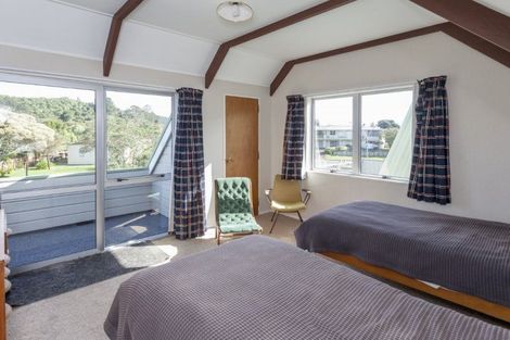 Photo of property in 101 Patuwai Drive, Whangamata, 3620