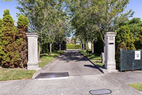 Photo of property in 33 Royal Oak Drive, Kelvin Grove, Palmerston North, 4414