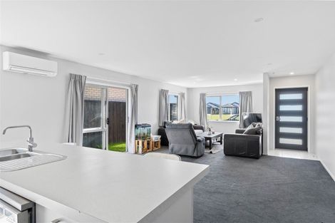 Photo of property in 22 Hannington Way, Rolleston, 7615