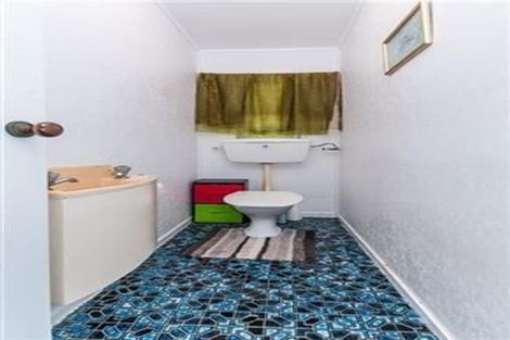 Photo of property in 1/64 Stredwick Drive, Torbay, Auckland, 0630