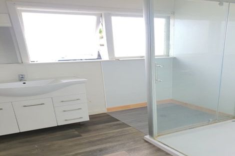 Photo of property in 47 Claude Road, Hillpark, Auckland, 2102