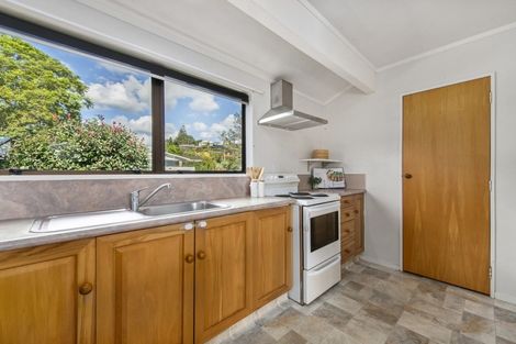 Photo of property in 1 Pandora Place, Welcome Bay, Tauranga, 3112