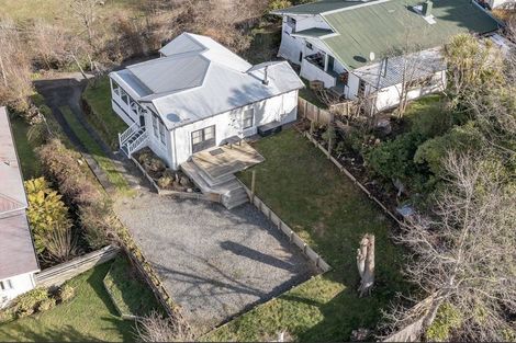 Photo of property in 16 Kiwi Road, Taihape, 4720