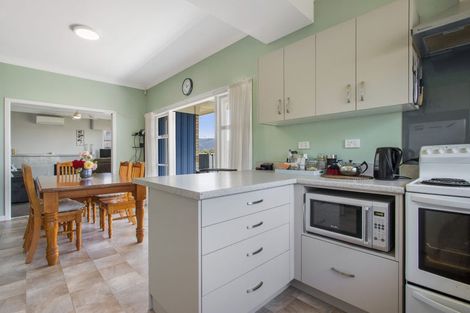 Photo of property in 18 Beach Road, Katikati, 3129