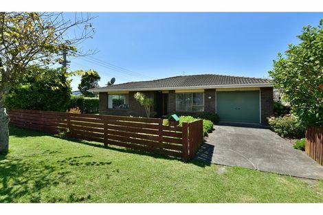 Photo of property in 37 Centreway Road, Orewa, 0931
