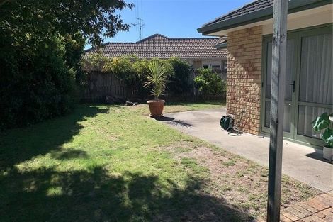 Photo of property in 33 Lavender Place, Papamoa Beach, Papamoa, 3118