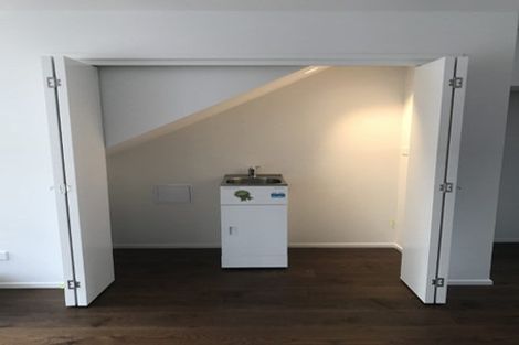 Photo of property in 4 Erica Pabst Way, Island Bay, Wellington, 6023