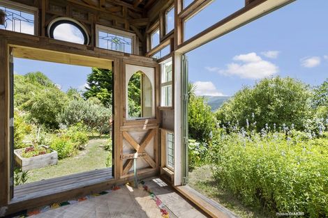 Photo of property in 92 Buckley Road, Southgate, Wellington, 6023