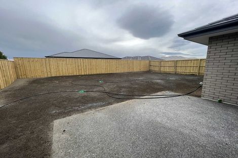 Photo of property in 18 Eileen Way, Rolleston, 7615