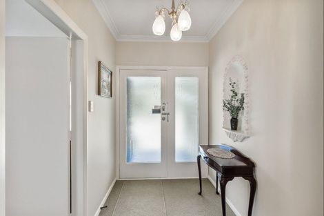Photo of property in 26 Gladstone Road, Levin, 5571