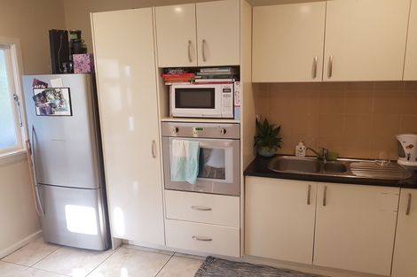 Photo of property in 29 Onewa Road, Northcote, Auckland, 0627