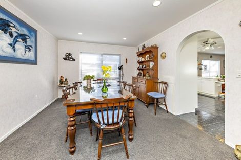 Photo of property in 123d Irwin Road, Kingseat, Pukekohe, 2679